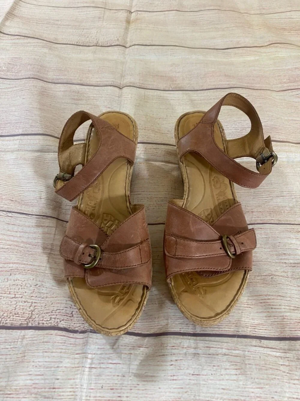 Born Women's Alaina Brown Leather WedgeSandals Platforms - 9